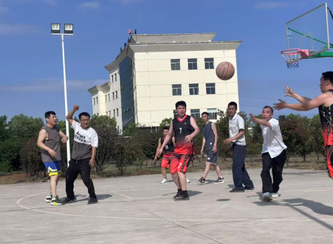 武汉汉麻职工篮球赛即将热血开赛